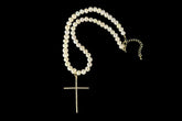 CROSSING PEARLS